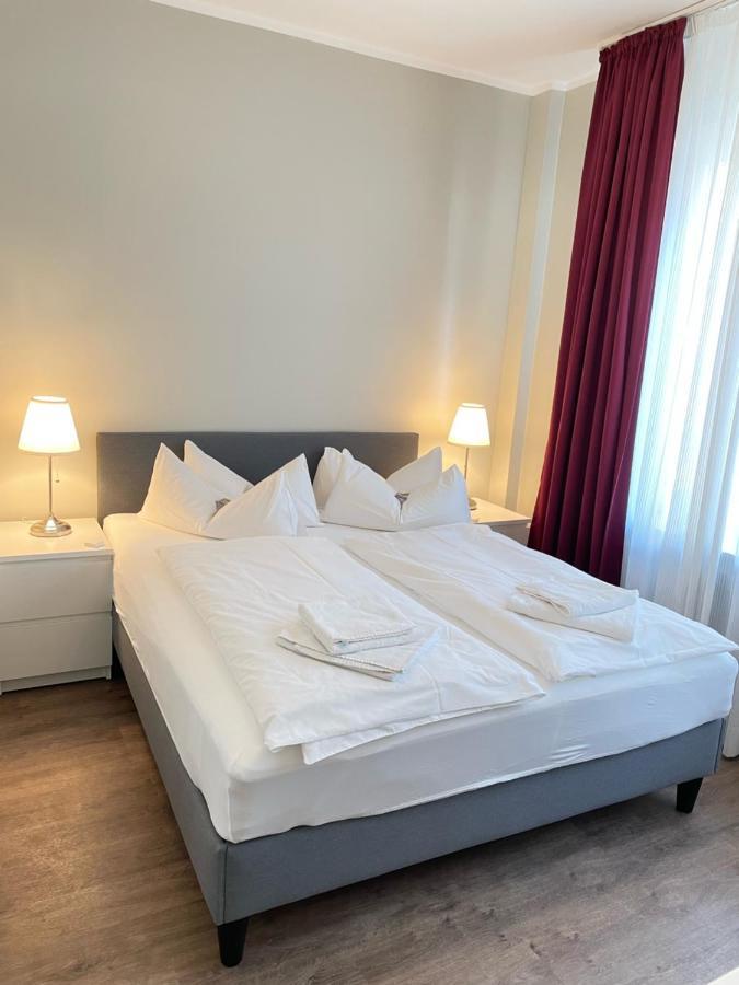 Barcelona Bed & Breakfast Dusseldorf Ngoại thất bức ảnh
