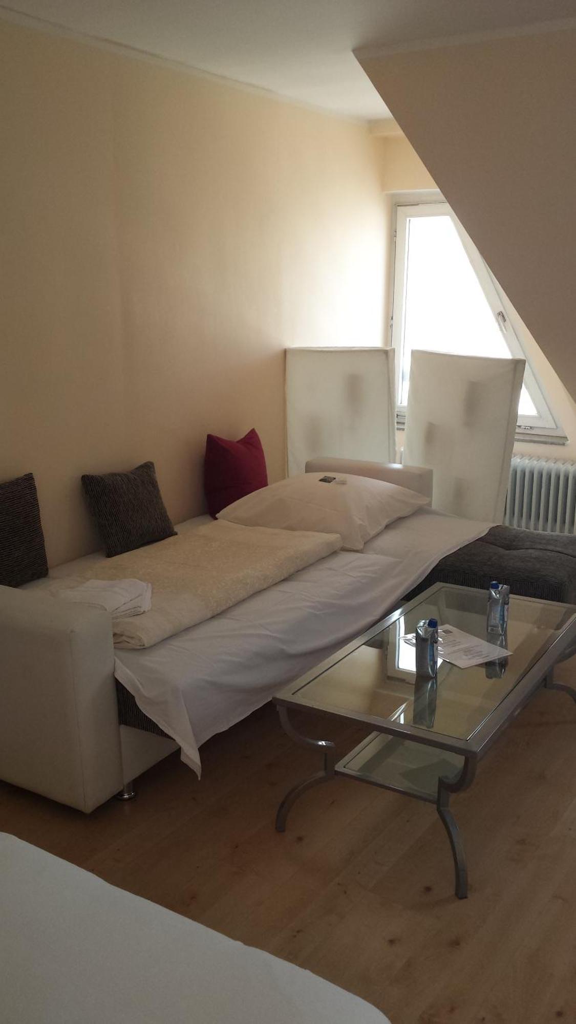 Barcelona Bed & Breakfast Dusseldorf Phòng bức ảnh