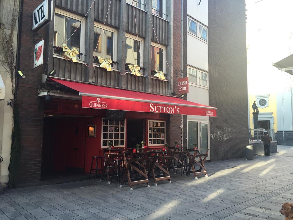 Barcelona Bed & Breakfast Dusseldorf Ngoại thất bức ảnh