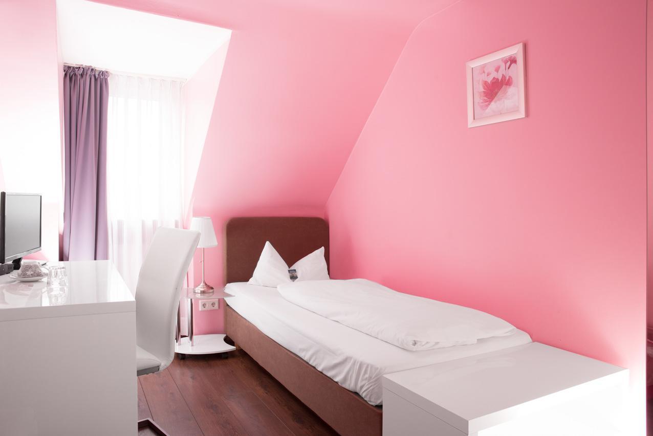Barcelona Bed & Breakfast Dusseldorf Ngoại thất bức ảnh